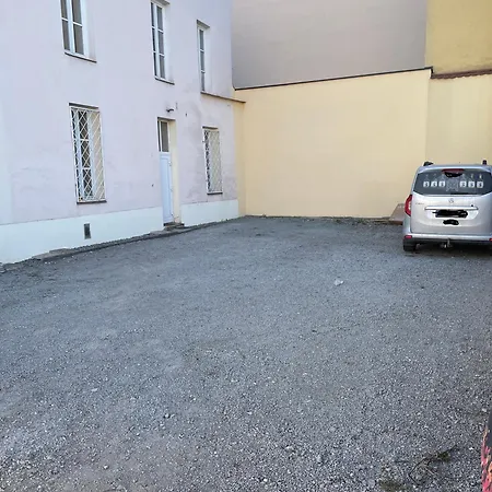 Apartment Varady's With Private Parking Kosice