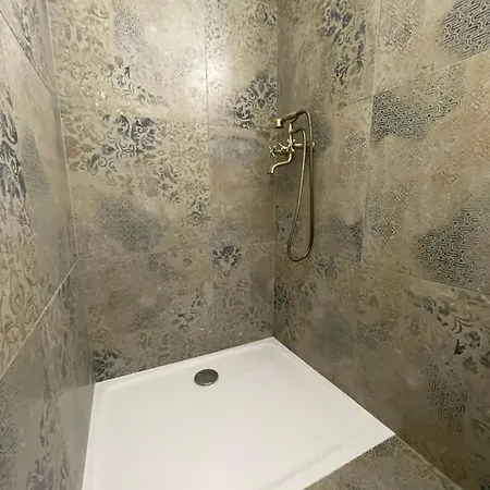 Varady's With Private Parking Διαμέρισμα Košice