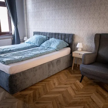 Varady's With Private Parking * Košice